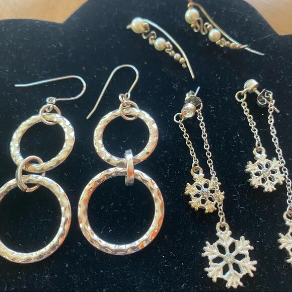 7pc lot Silver tone Drop dangle earrings - filigree beaded Pearl rhinestone - Picture 4 of 5